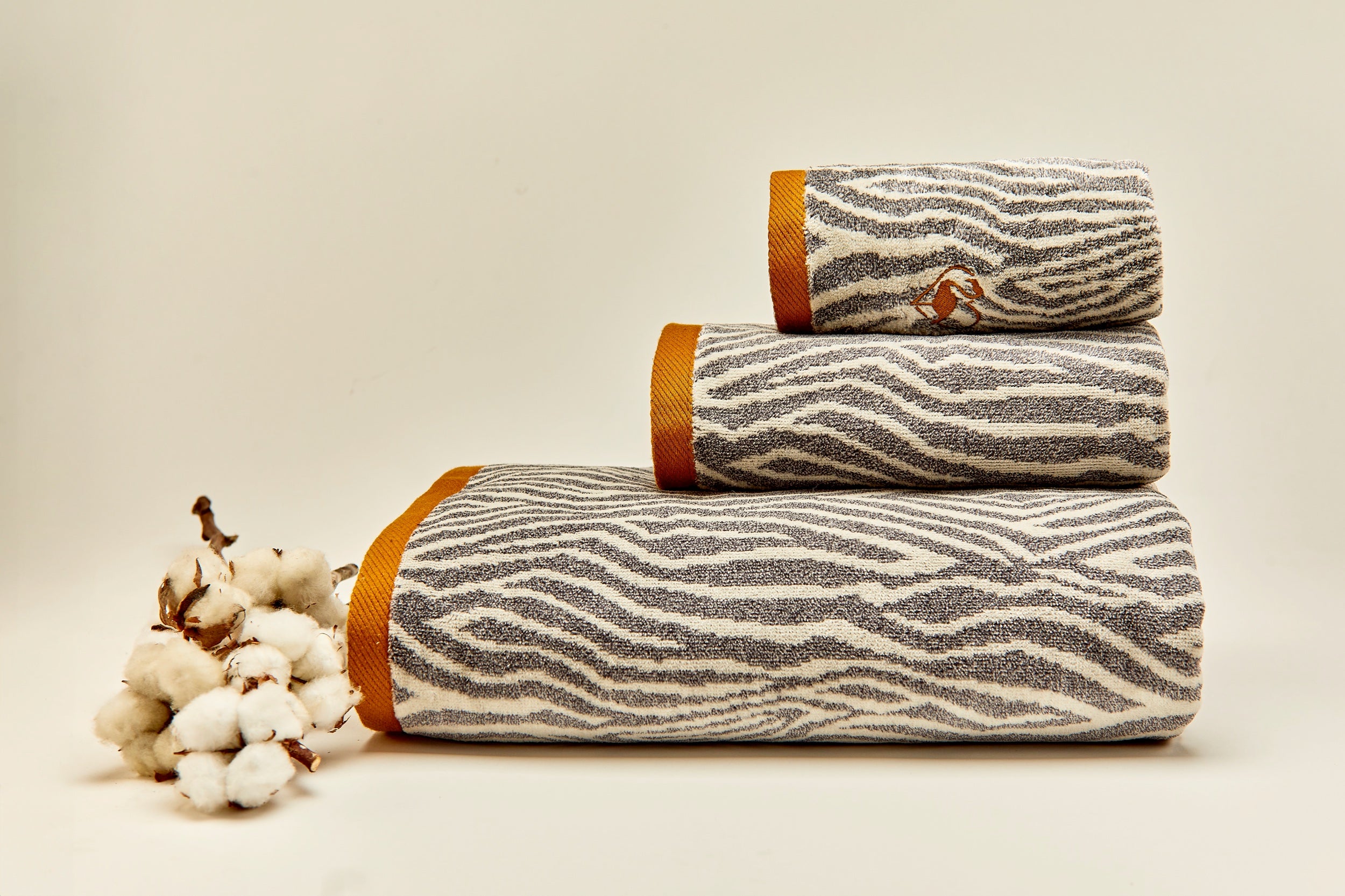 Zebra bath towels sale